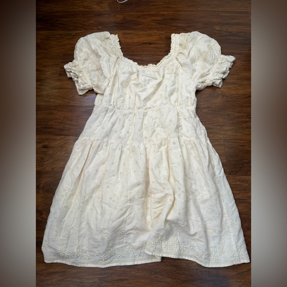 Old Navy Embroidered Cottage Core Dress Size M - Picture 5 of 5